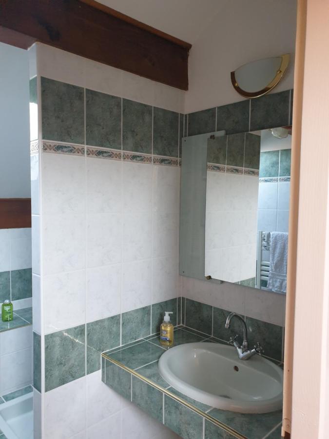Au Gres Du Vent Apartment Ruy-Montceau Bagian luar foto